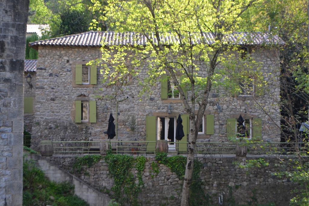 Maison Sous Le Pont Bed & Breakfast Meyras Exterior photo